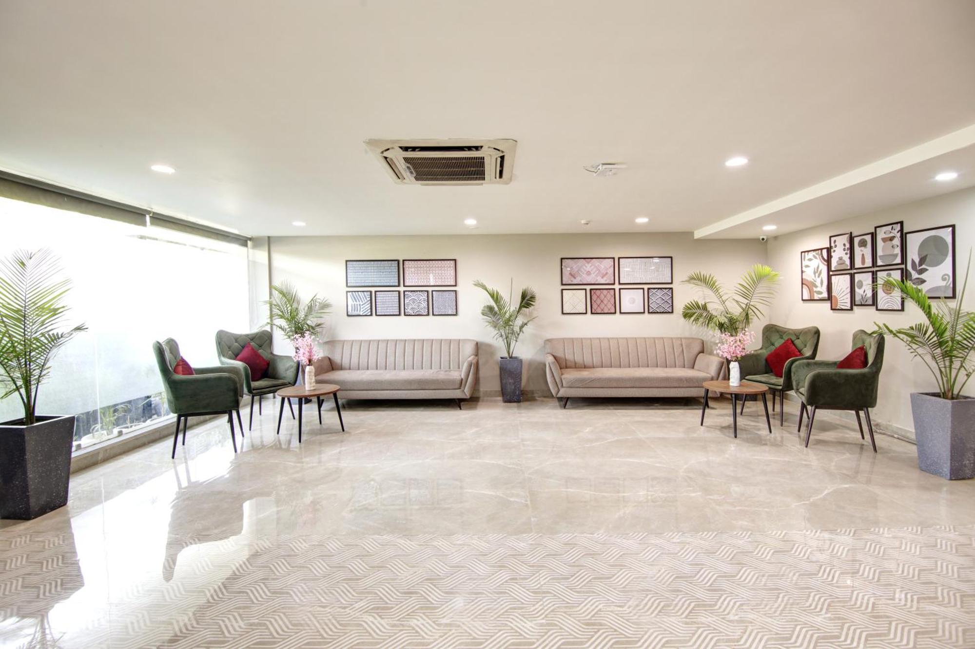 Saltstayz Sector 46 - Sohna Road And Near Paras Hospital Gurgaon Exterior photo